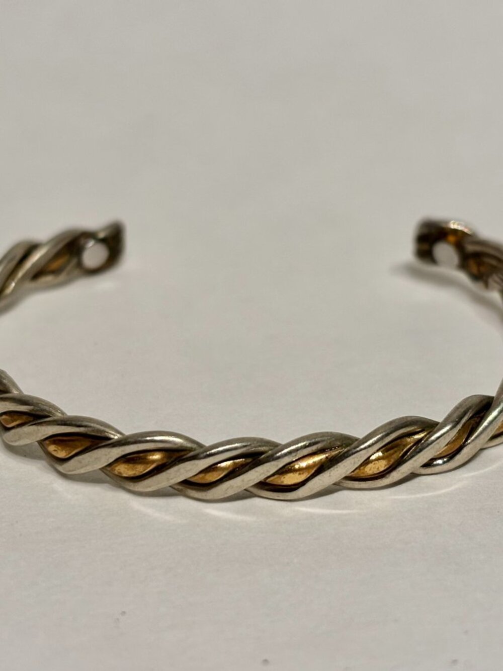 Handcrafted Sergio Lub Cuzco Interwoven Metal Magnetic Therapy Cuff Bracelet